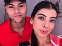 Модель AshleyandTyler