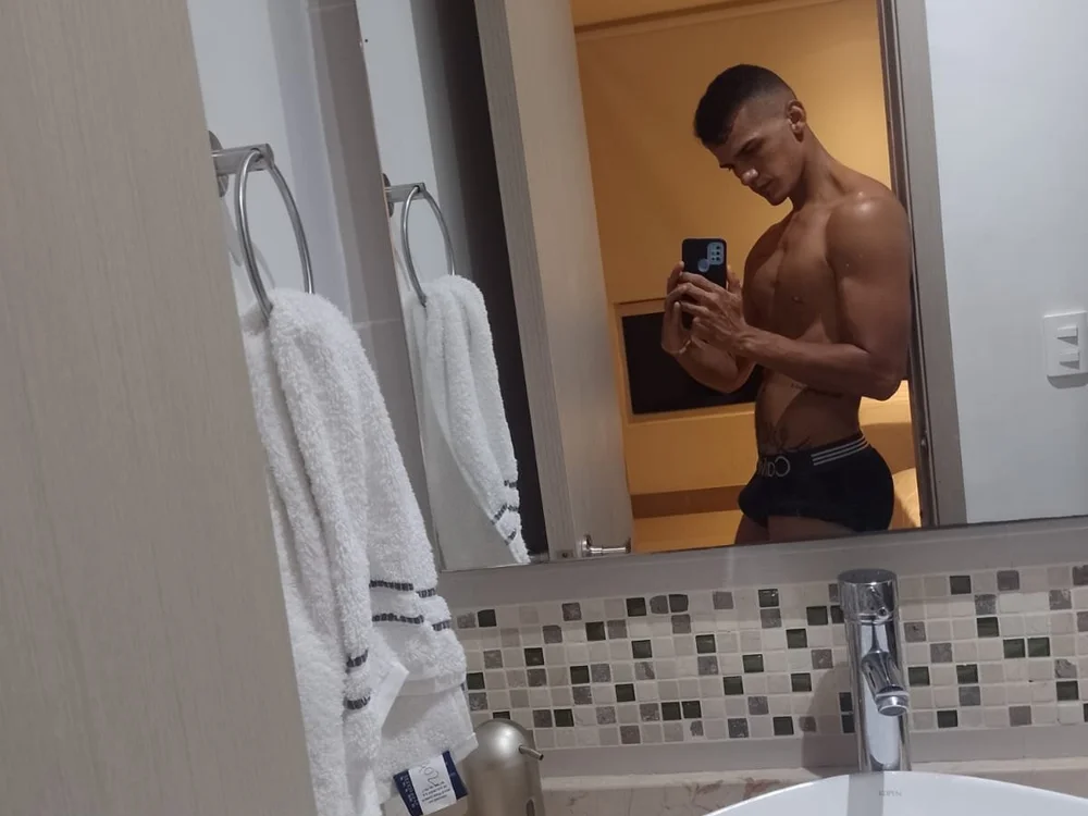 sebass_2000 离线XXX聊天