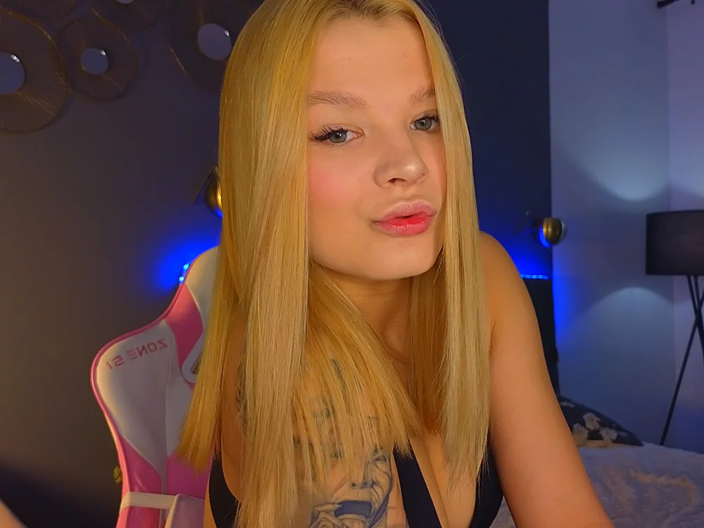 Chat XXX offline de meowbaaby