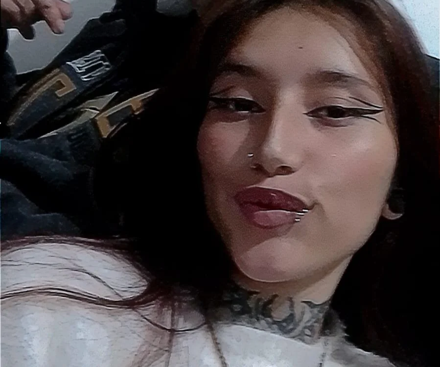 Offline XXX chat Luciifer_29
