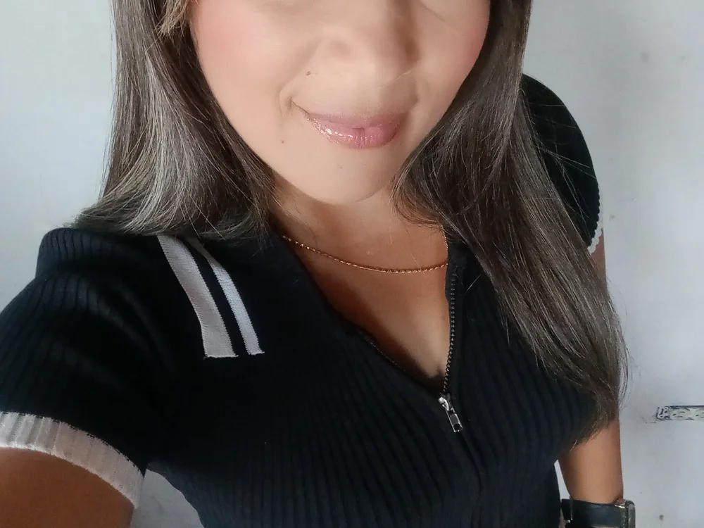 Lucesitaxx's Offline XXX Chat
