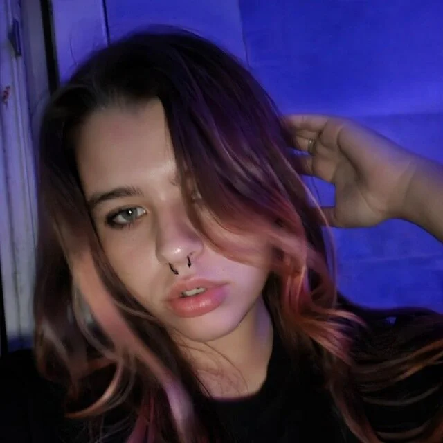 AwnyGrub's Offline XXX Chat