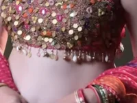 Komal825a's webcam live show