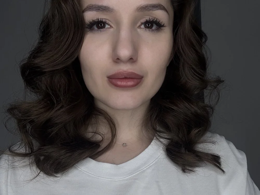 MiaVelour's Offline XXX Chat