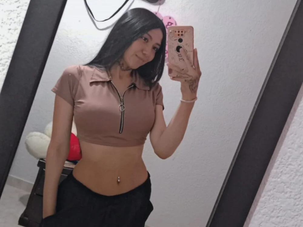 ARANZA_LOV's Offline XXX Chat