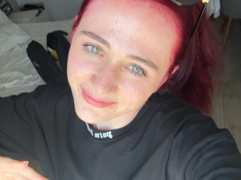 janinasmalltits' Offline XXX Chat