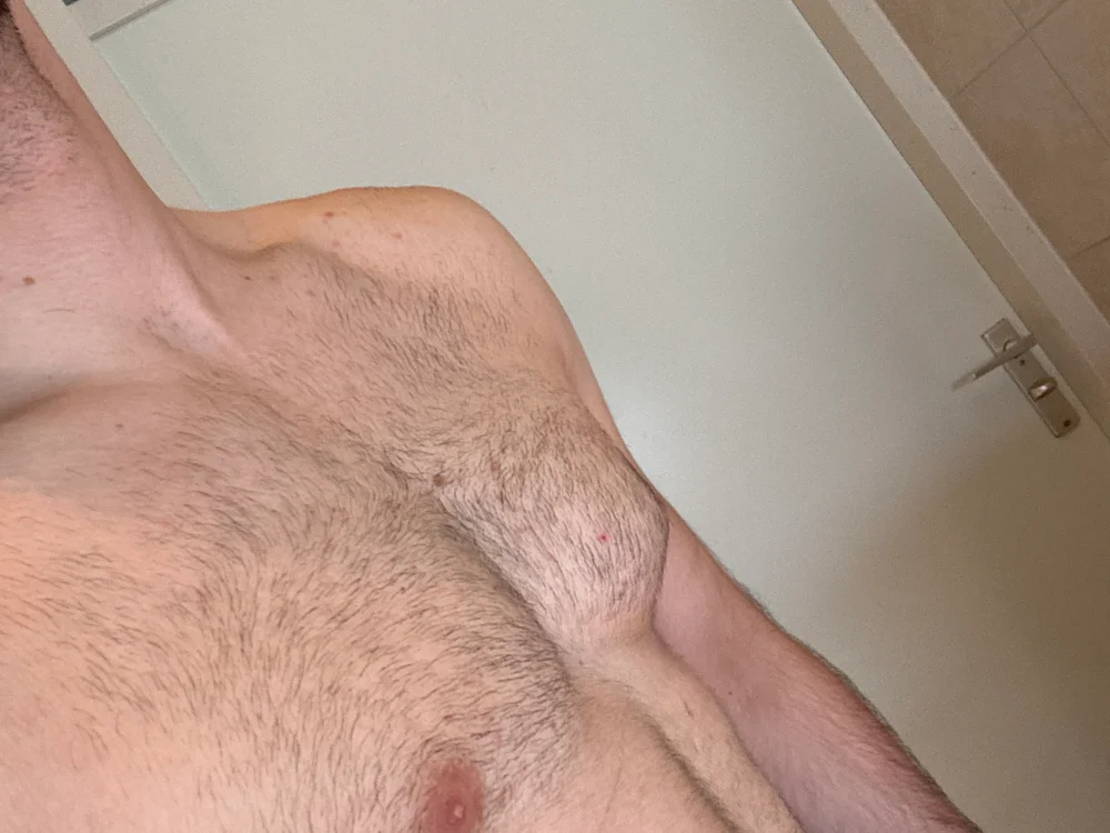 jamesitis Offline XXX-chat