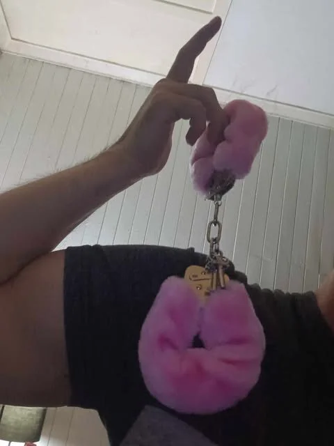 Hungyoungtoy21's Offline XXX Chat