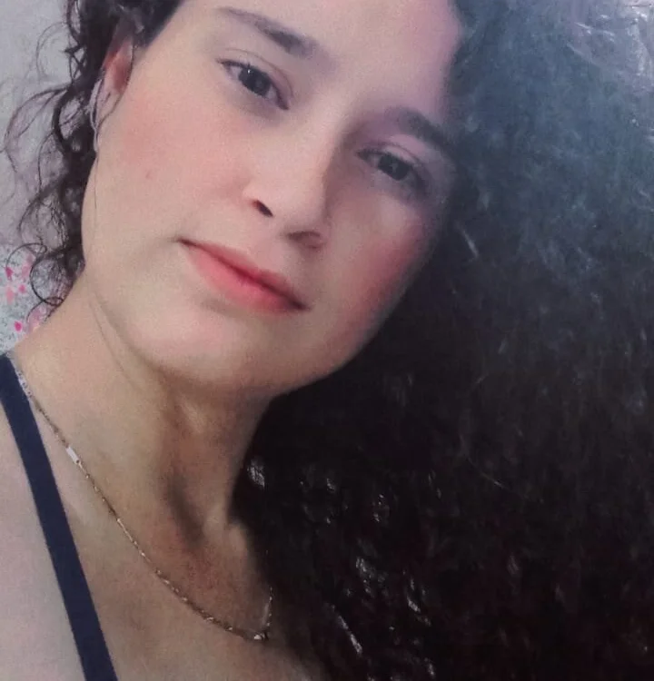 online-models23's Offline Chat Room