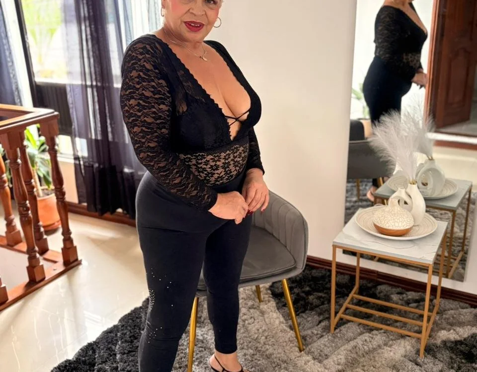 Czat XXX offline – Lucy_Milf_68