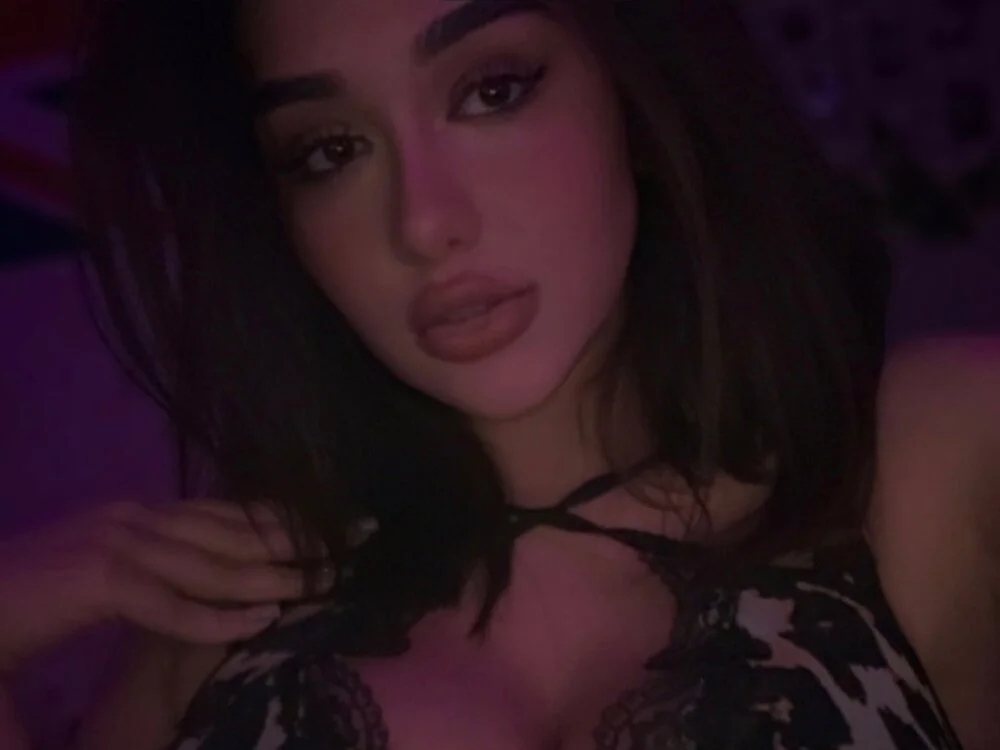 AlisiaRiley Offline XXX-chat