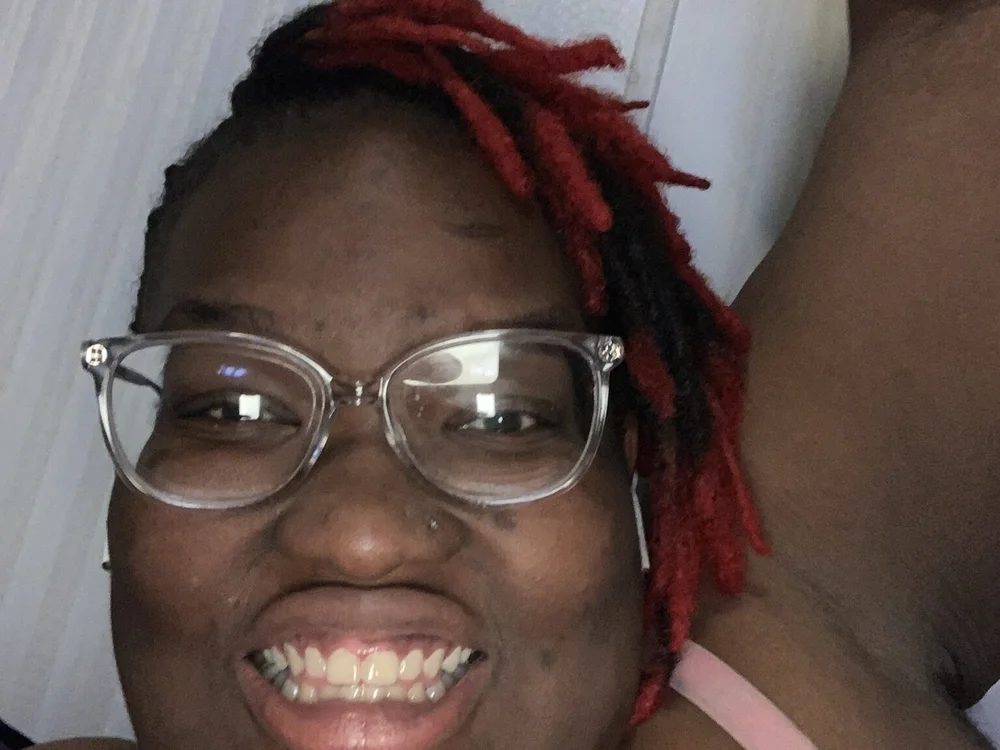 nijahdixon's Offline Chat Room