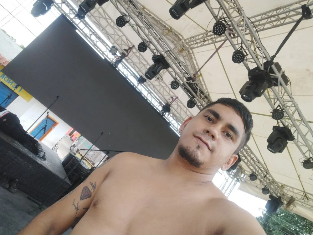 Chat XXX offline de CristalAndBigMan