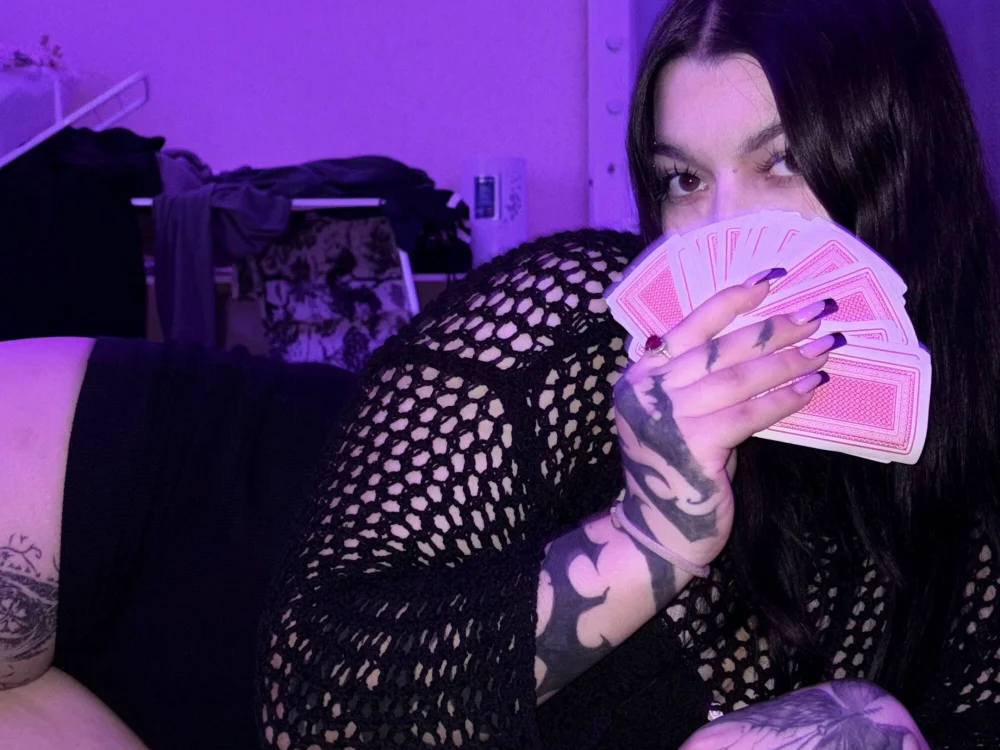 Offline XXX chat modela Molli_Stone