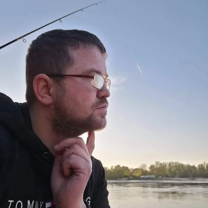 แชท XXX ออฟไลน์ของ Memorabl1991