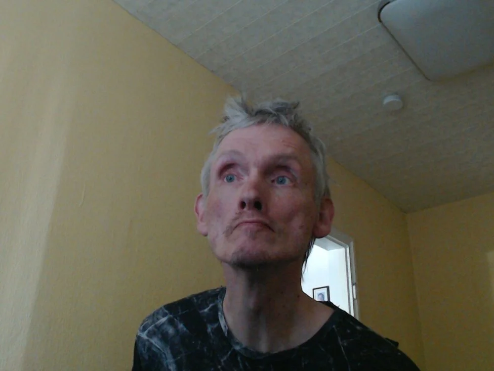 k74robert's Offline XXX Chat