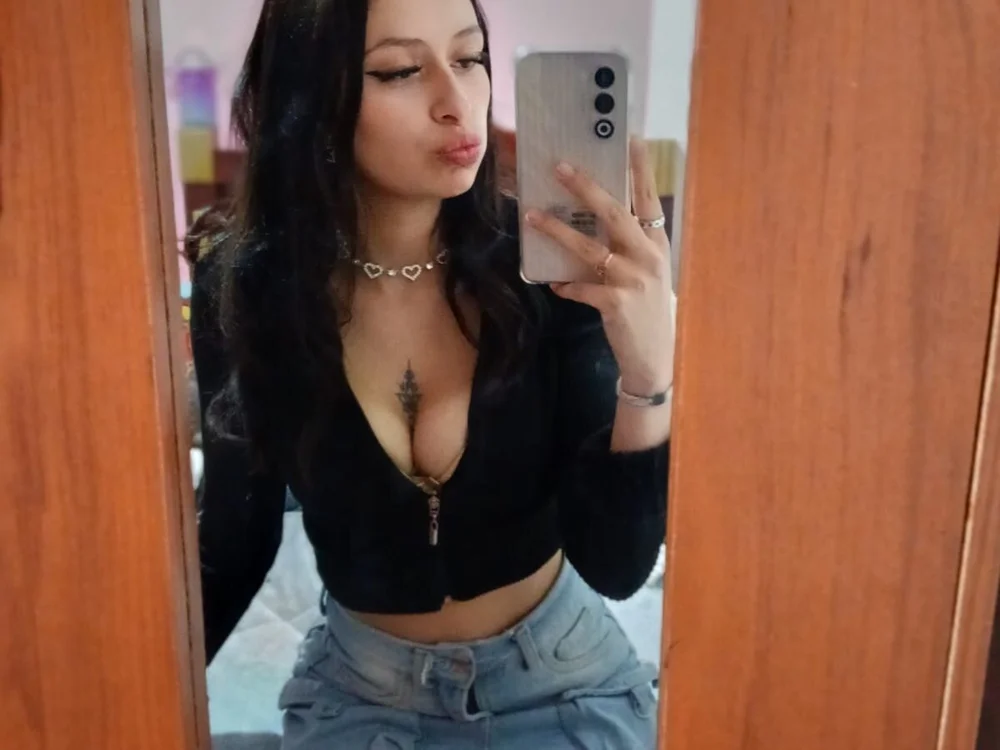 ema_funny – Offline XXX chat