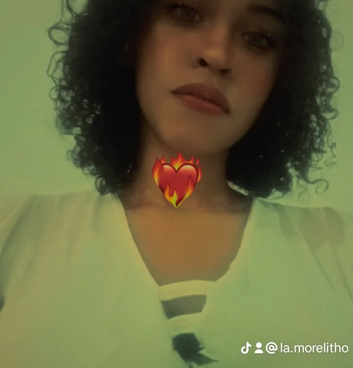 Offline chatovací místnost morenitazxxt