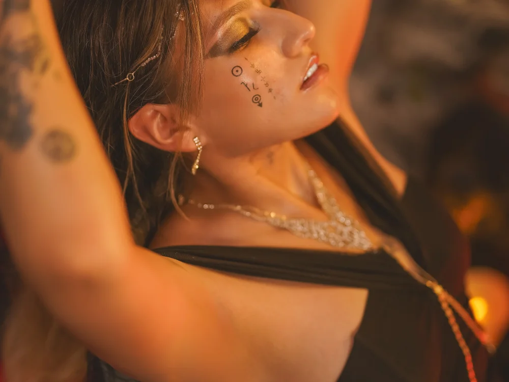 LiaaMoretti__ 오프라인 XXX 채팅