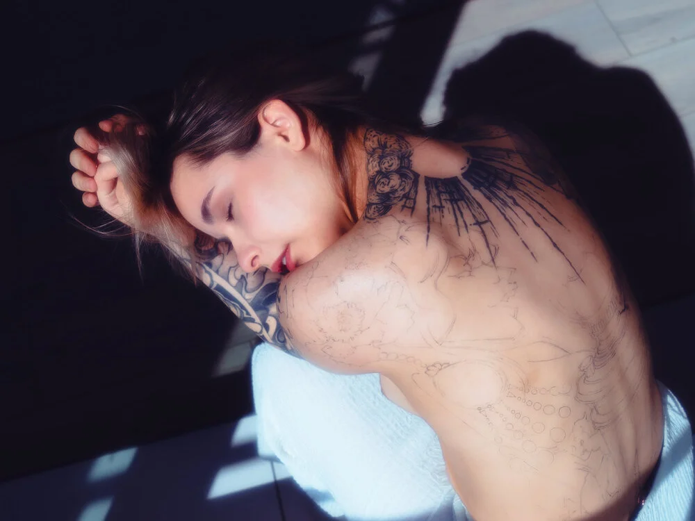 แชท XXX สดของ Bella_Alita