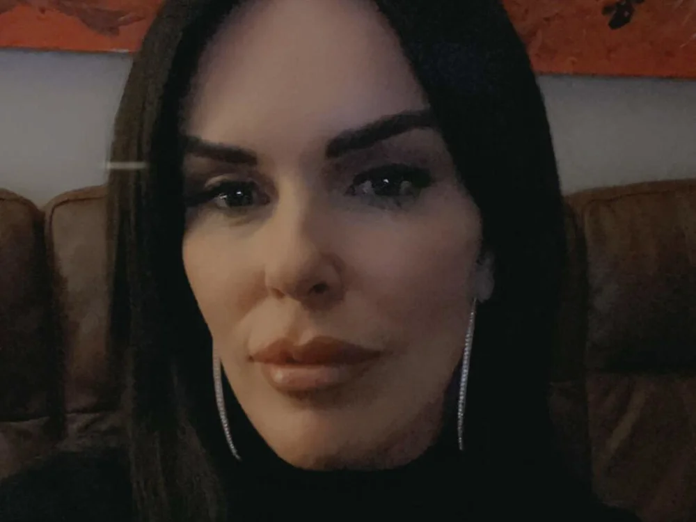 Tori78_XX's Offline Chat Room