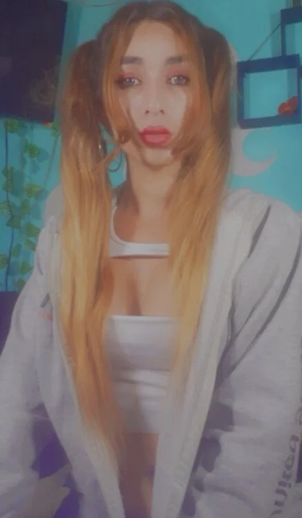 sharyperez1 offline chatrum