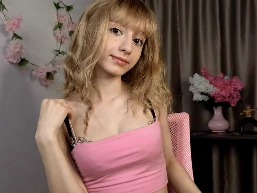 TaiteField's cam snapshot