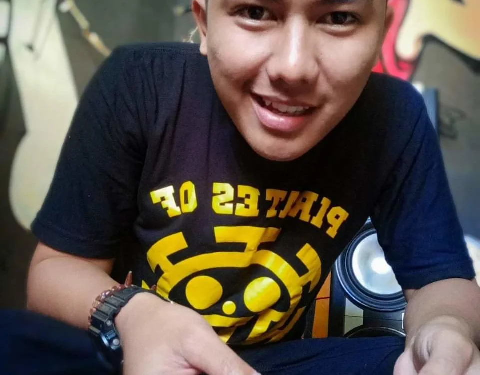 bunga_mawar's Offline XXX Chat