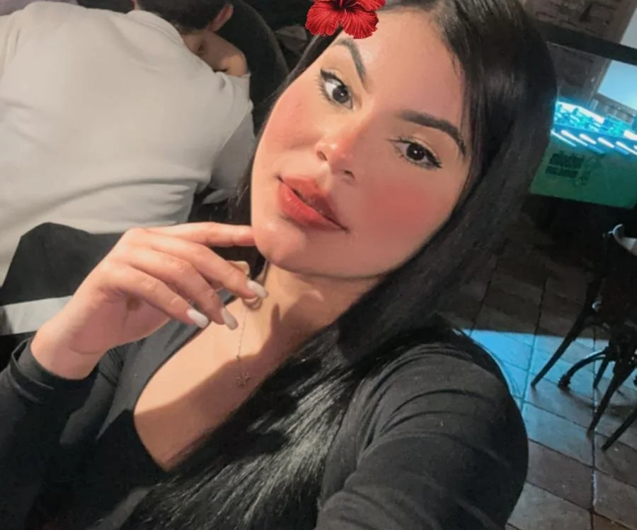 estrellabb09's Offline Chat Room