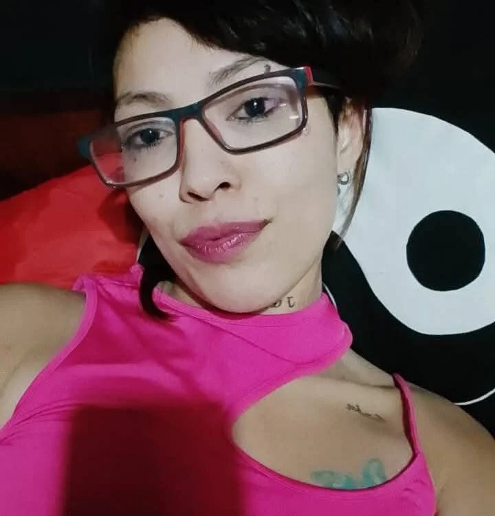 TheQuin30's Offline XXX Chat