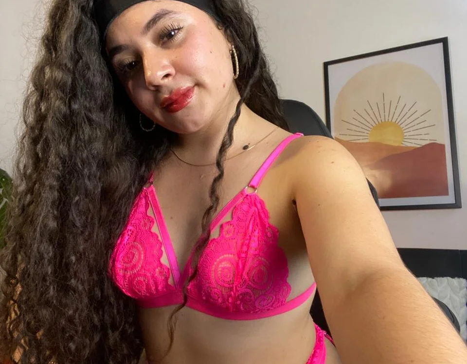 Curly_Venuss' Offline XXX Chat