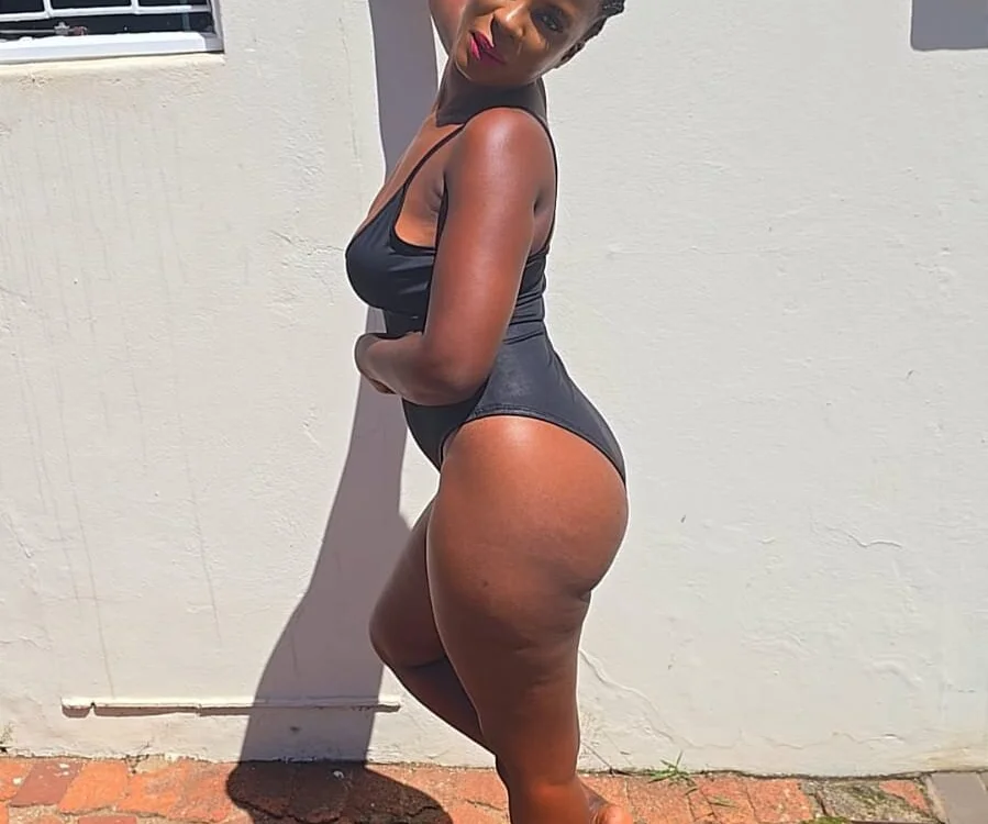 LadyKayxx76's Offline XXX Chat