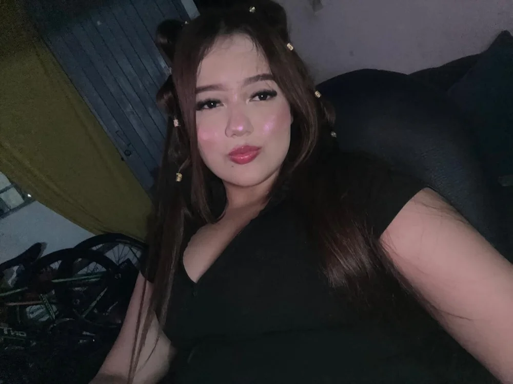 Bella_afrodita_'s Offline XXX Chat