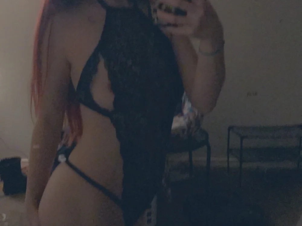 thicklilbabee5's Offline XXX Chat
