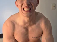 Модель NicoDavisOfficial