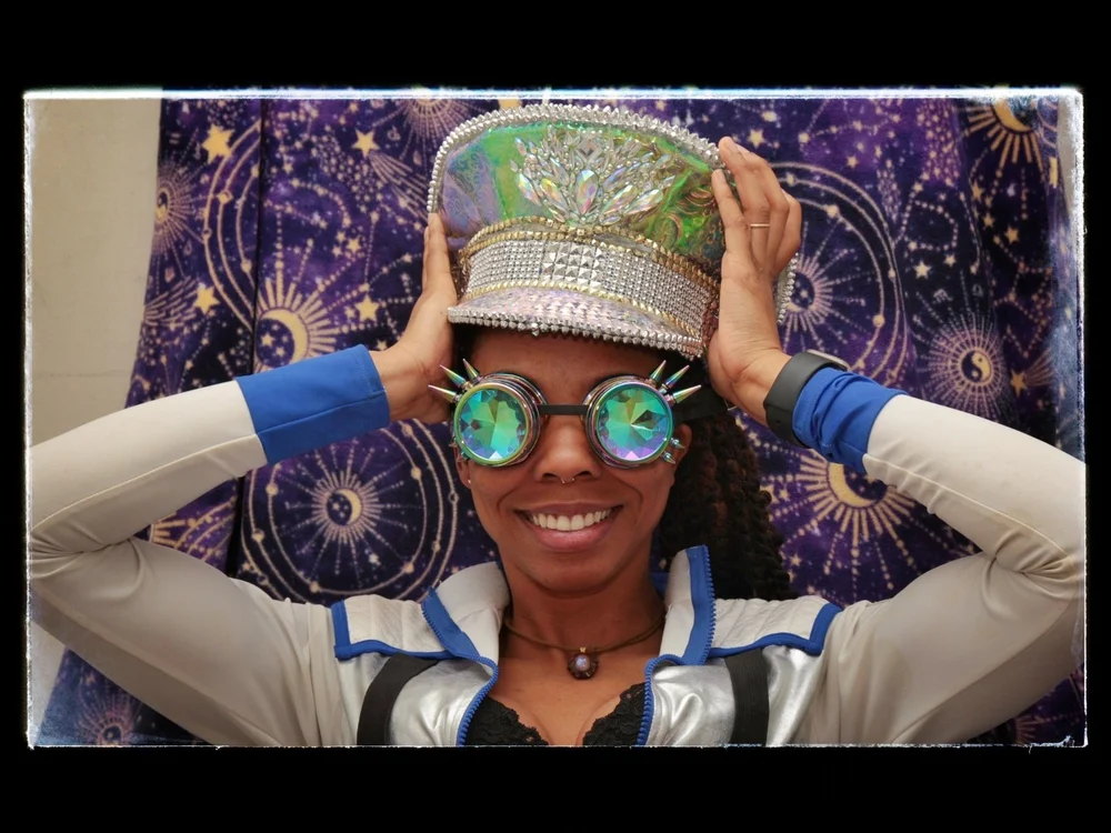 Sensualplayroom's Offline XXX Chat