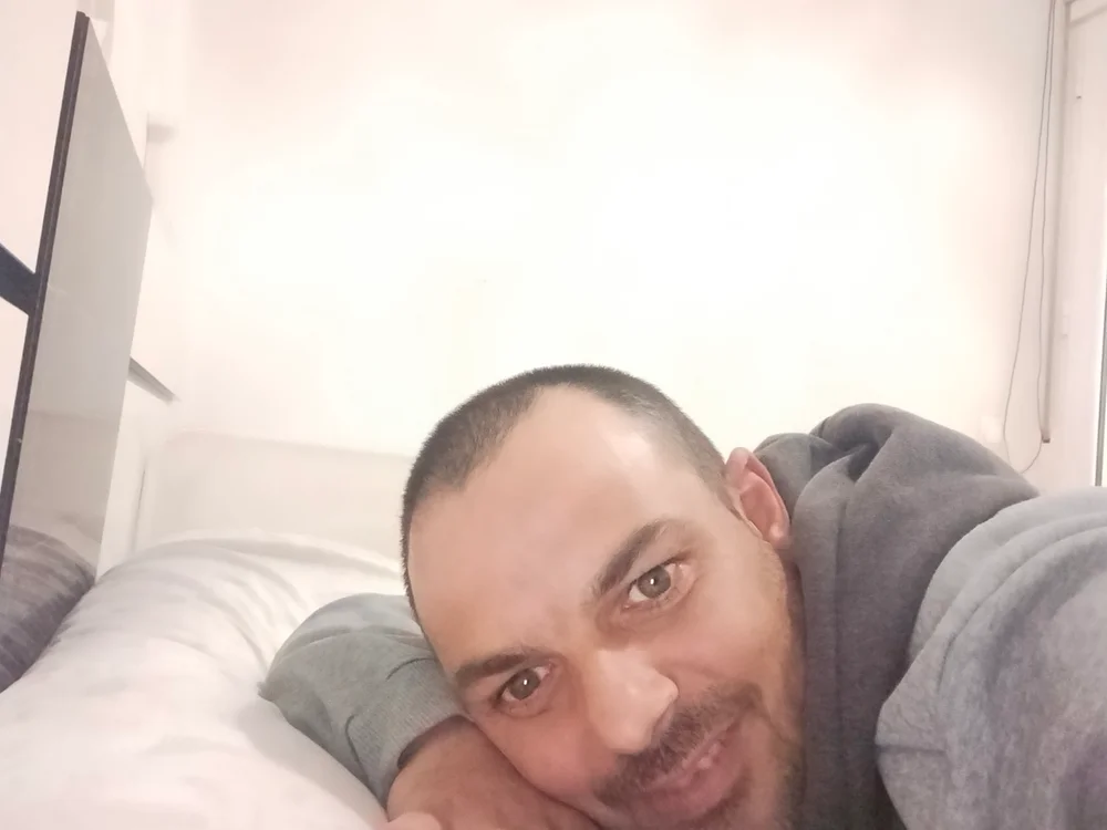 morenitoymorena: συνομιλία ΧΧΧ εκτός σύνδεσης