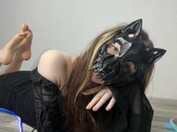 MaskedDes1re's Offline XXX Chat