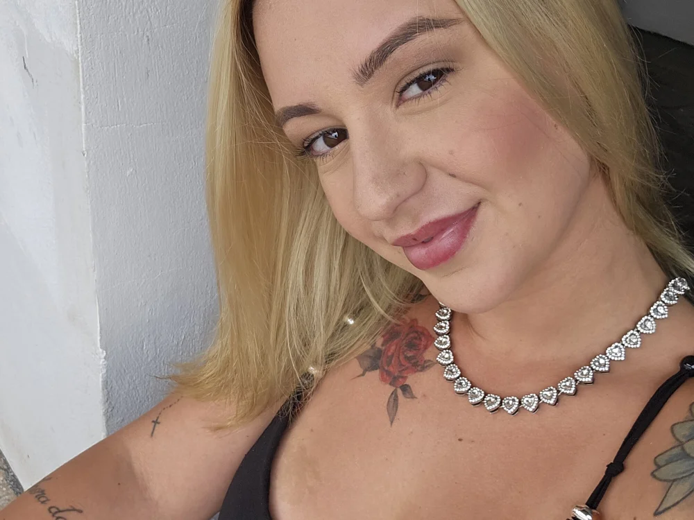 sarinharegina21 offline chatrum
