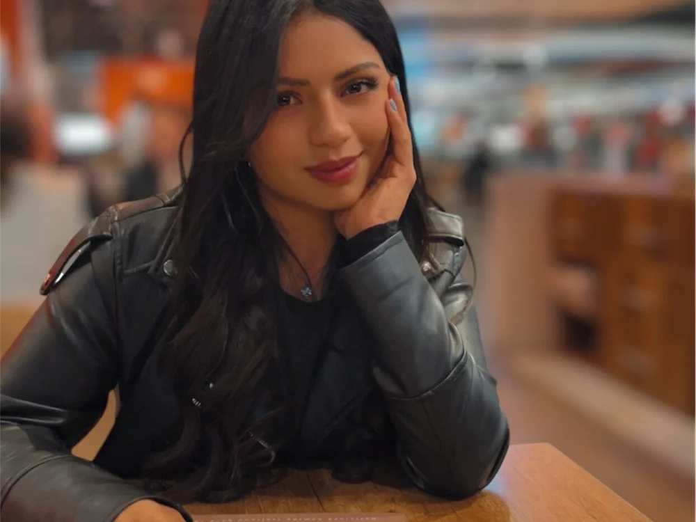 sariisha's Offline Chat Room