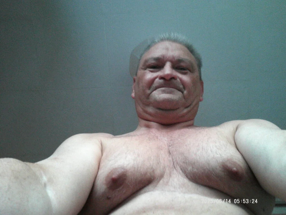 ALBONU73's Offline XXX Chat