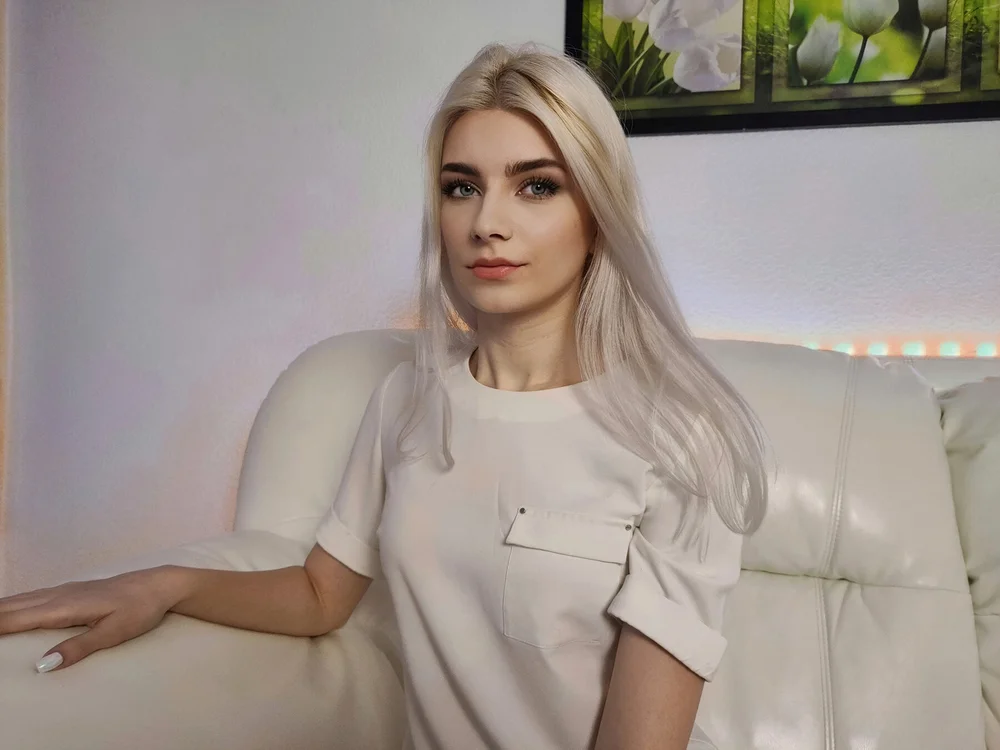 SakuraHarris' Offline Chat Room