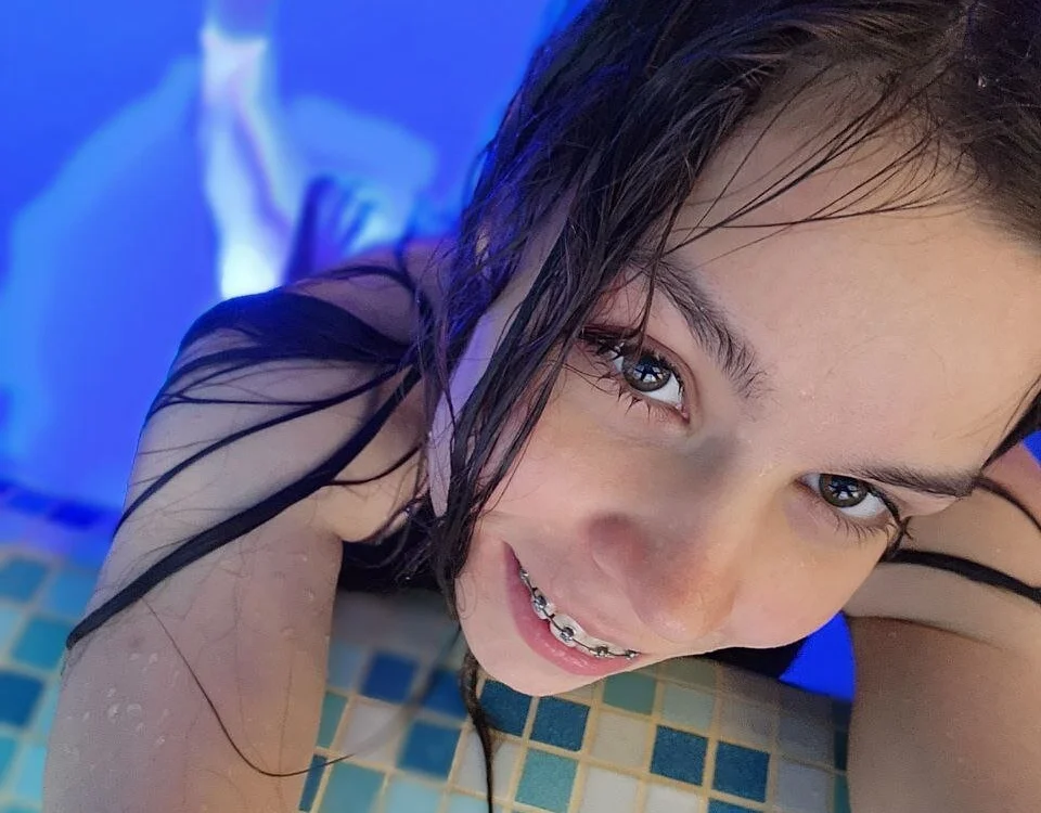 Monika__youthful Chat XXX Ngoại tuyến