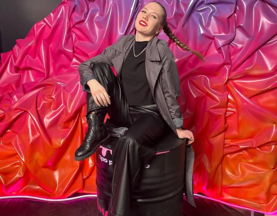 AlbaMesick 离线XXX聊天