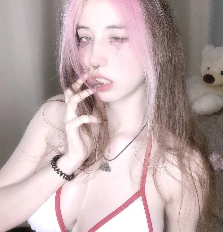 _Mindy_ Offline XXX-Chat