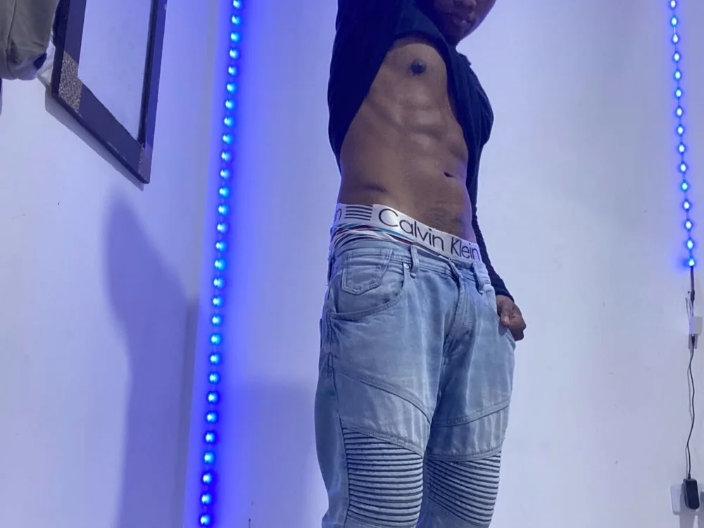 king_smith69 Offline XXX Chat
