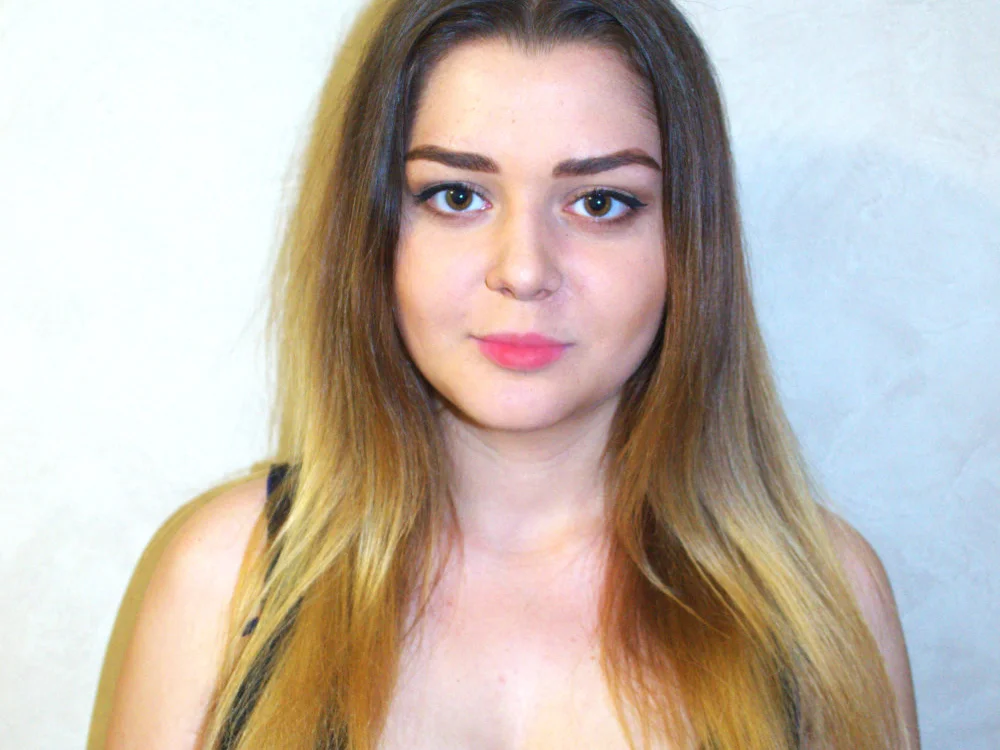 ohhhMie's Offline XXX Chat