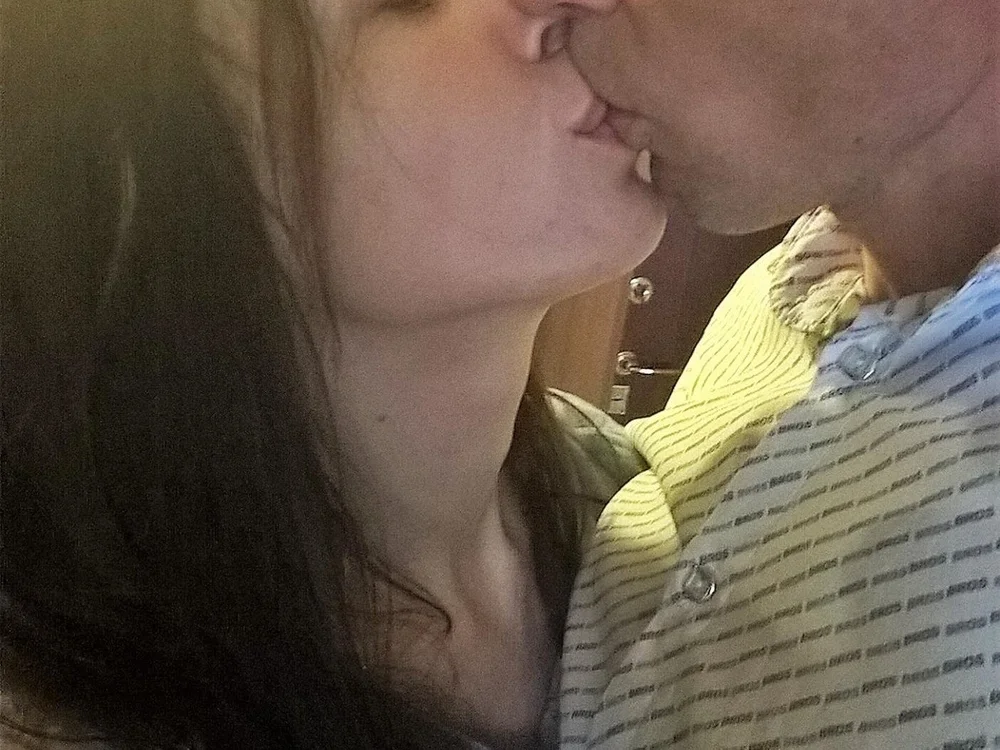 FoxxxLove's Offline XXX Chat