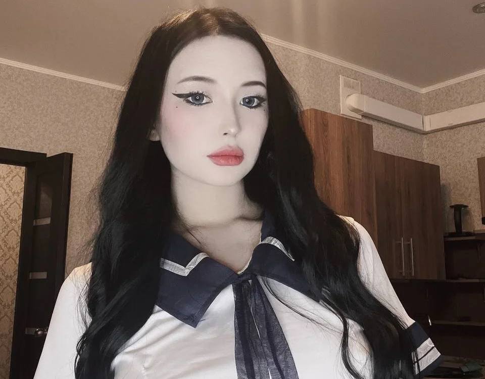 cutieee_kim offline chatrum