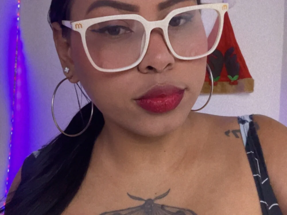 Mich-12 Chat XXX offline